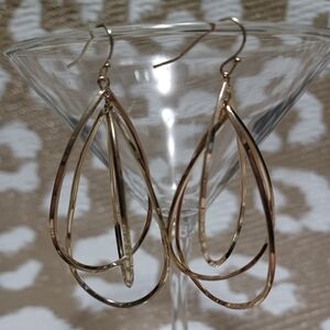 Elegant Gold Teardrop Earrings